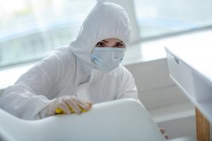 ¿Cuánto tiempo persisten los coronavirus en las superficies y cómo inactivarlos?