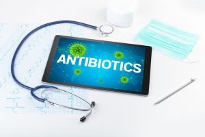 viajeros internacionales a los trópicos podrían portar bacterias intestinales resistentes a antibióticos