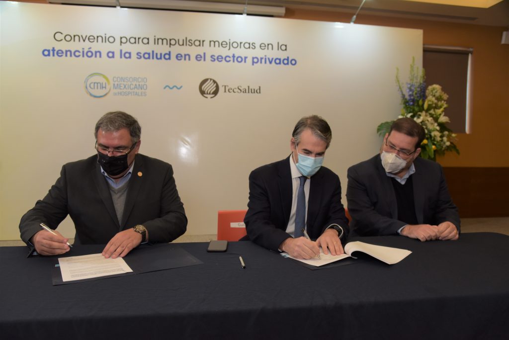 TECSALUD 20220124 Firma convenio Alianza Tec Salud y Consorcio Mexicano de Hospitales impulsará educación, servicios hospitalarios del sector privado y políticas públicas en beneficio de los pacientes